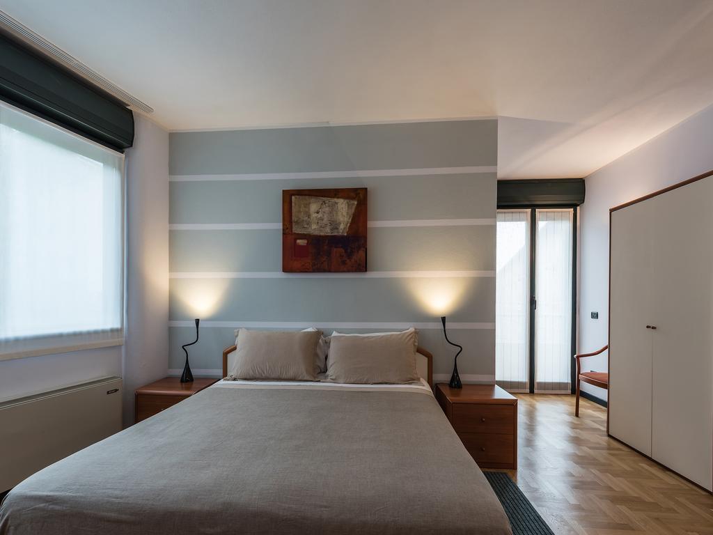 Mini Hotel Wine&Dreams Alba  Zimmer foto